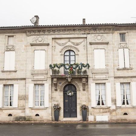 Le Grand Echiquier Hotel Coutras Kültér fotó