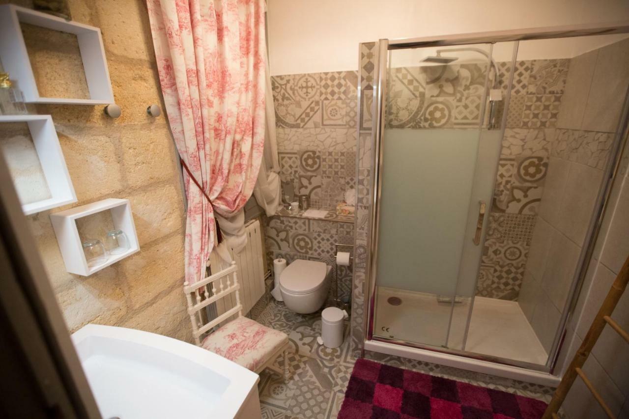 Le Grand Echiquier Hotel Coutras Kültér fotó