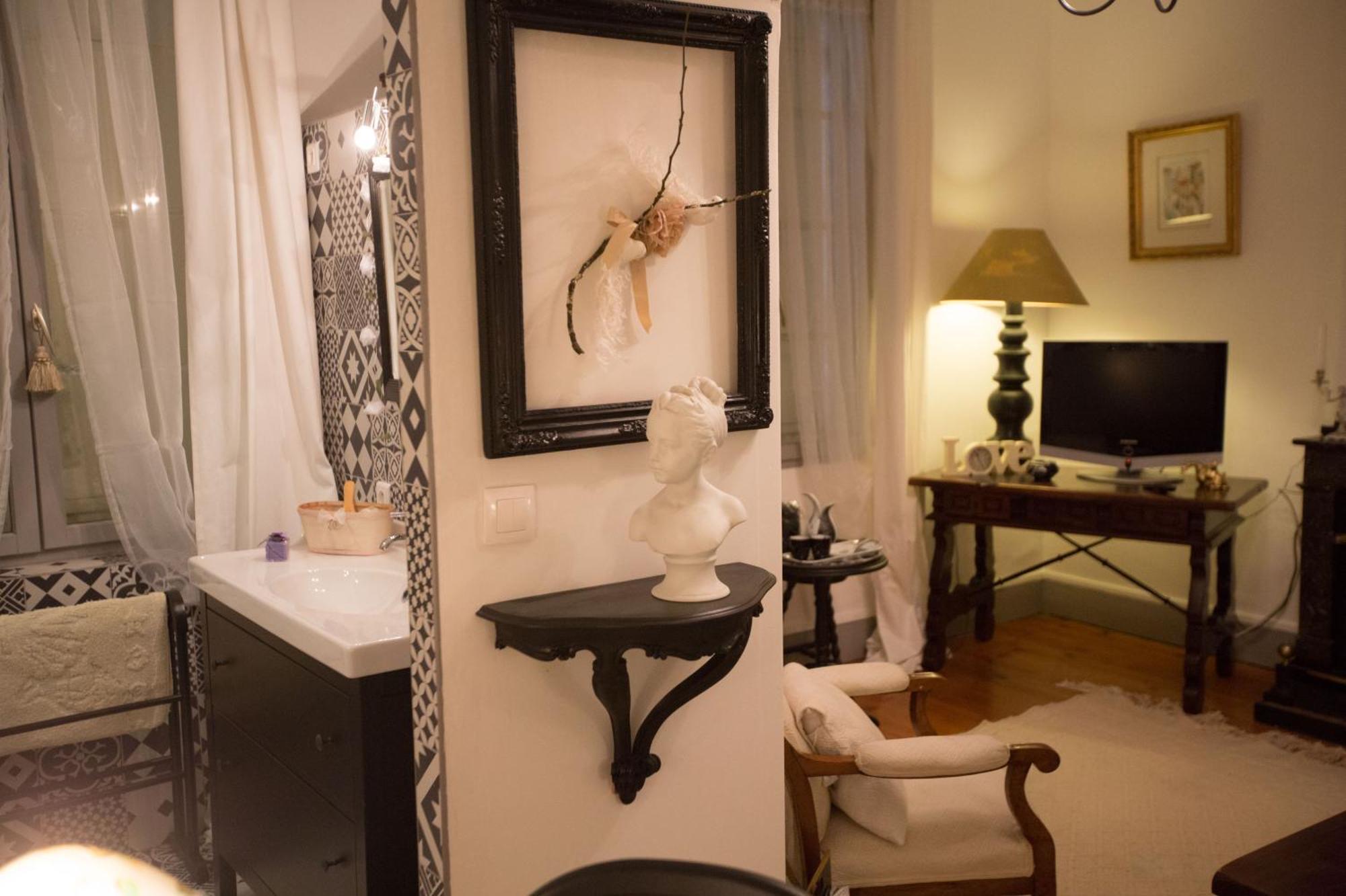 Le Grand Echiquier Hotel Coutras Kültér fotó
